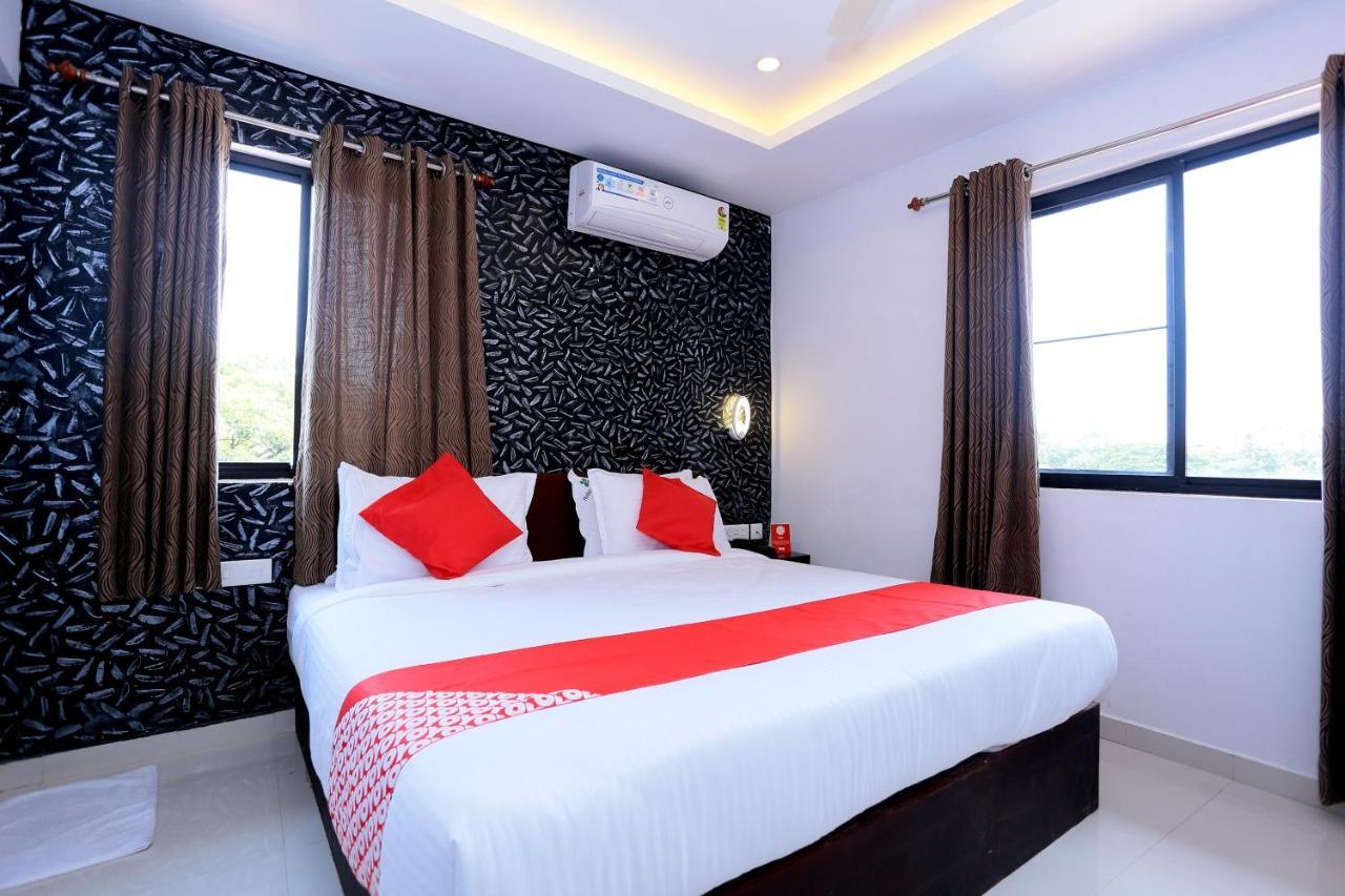 Capital O 61059 Green Life Otel Kochi Dış mekan fotoğraf