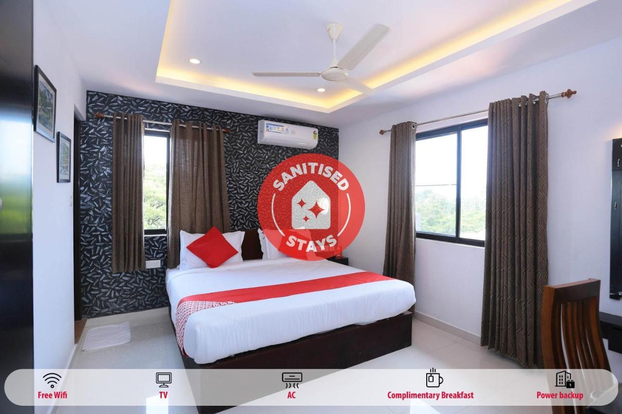 Capital O 61059 Green Life Otel Kochi Dış mekan fotoğraf