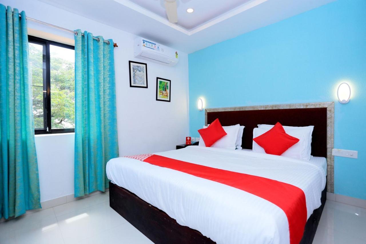 Capital O 61059 Green Life Otel Kochi Dış mekan fotoğraf